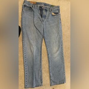 Gap 1969 standard fit men’s jeans. VGUC. Size 33x32